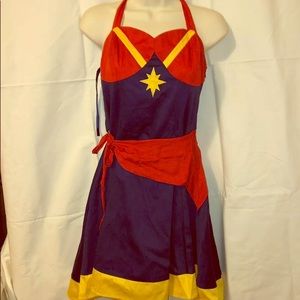 New Captain Marvel Dress Costume Hot Topic L